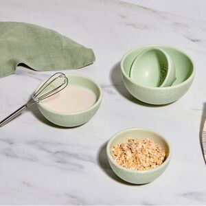 Ceramic Measuring Bowls 4-Piece Set Green